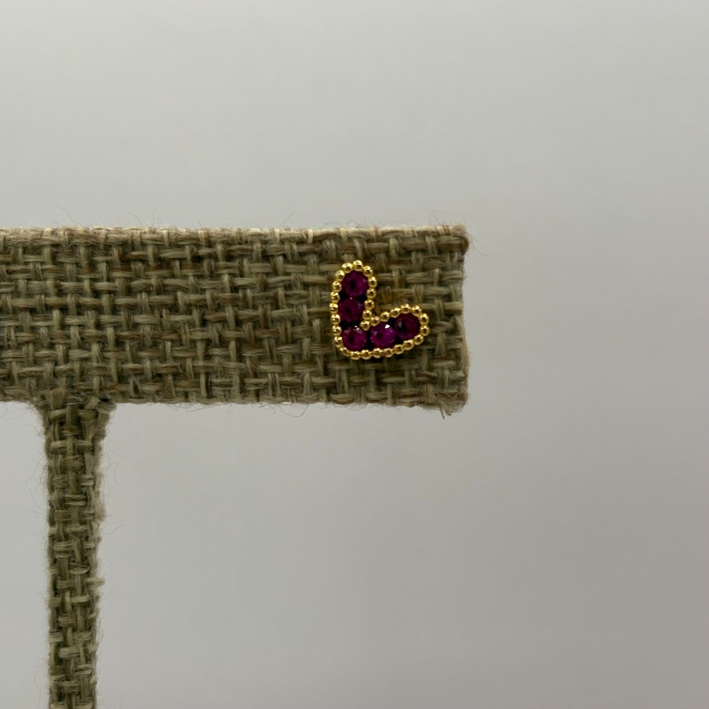 Eternal Heart Studs (Purple)